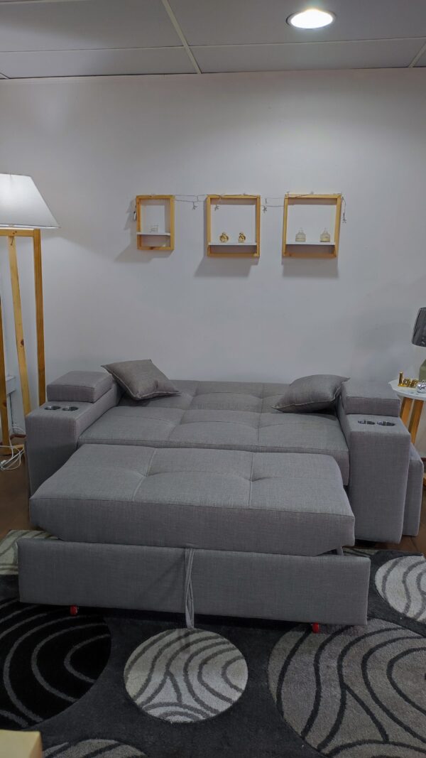 Sofá cama modelo Valparaíso con dos Puff